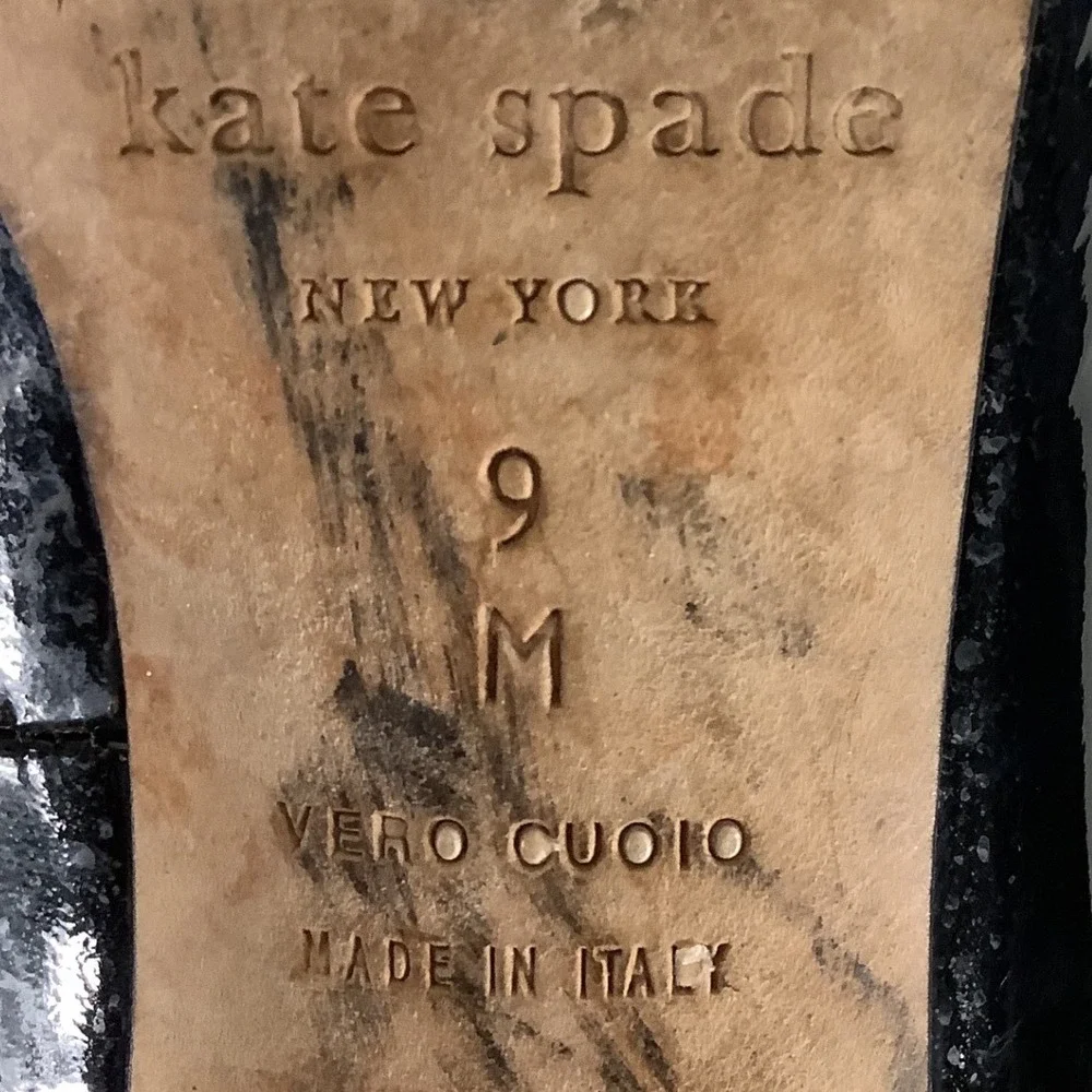 Kate Spade Black Patent Leather Bow Block Heel Pumps Made in Italy Size 9M